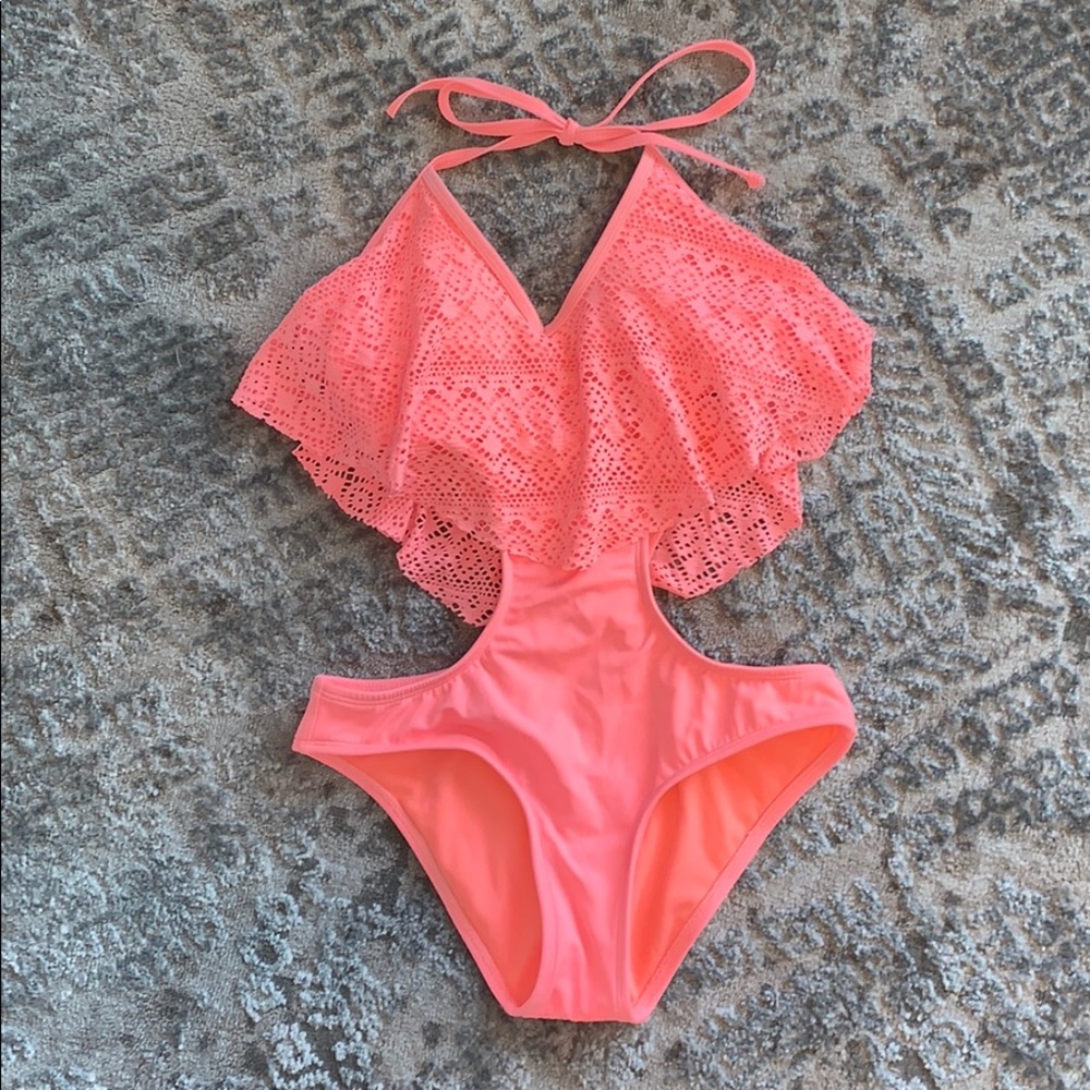LA Hearts Flounce Top One Piece w/ Cut Out Detail